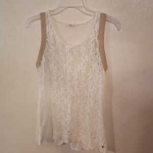 💕5 For $20 Maria Filo White Lace Gold Trim Sleeveless Blouse